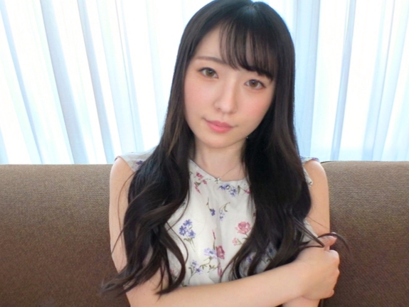 【パイパン】清楚でカワイイ女の子の無毛マンコを責める！ピンク色のツルツルマンコに男根挿入し突き回す濃厚セックス！
