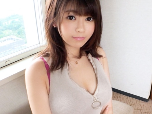 【爆乳美女と濃厚プレイ】 キュートな笑顔と柔らかおっぱいに包まれる！ 激しく求め合うエロティックな時間♡