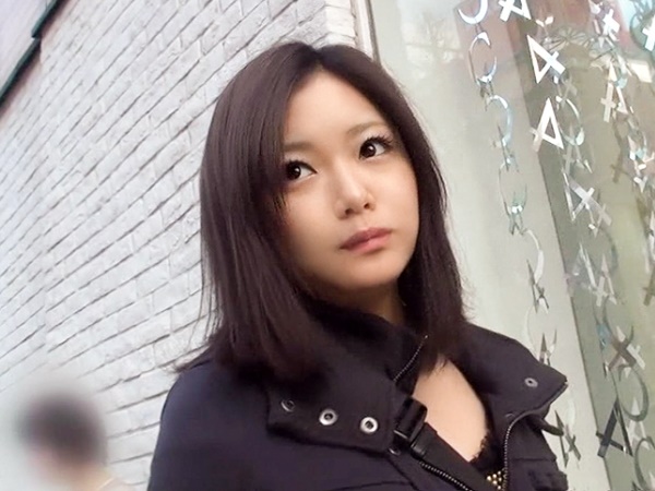 【クールなお姉さんとラブホ】 色気たっぷりな美ボディを激しくピストン！ 密着セックスでイチャラブな時間を過ごせ！