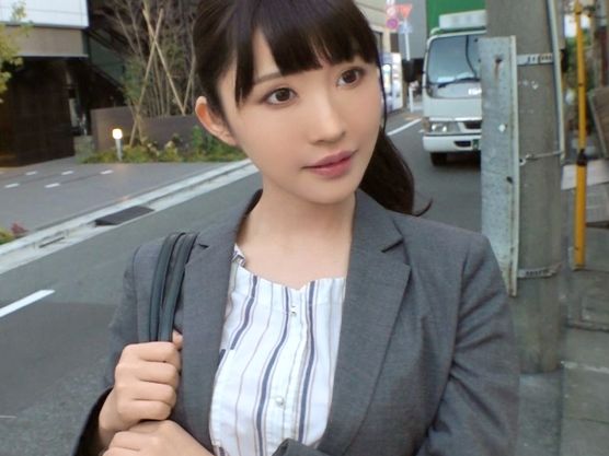 【童貞卒業♡エロ教師】 Fカップ美巨乳の先生が優しく筆おろし！ 騎乗位で下から突き上げ、中出しフィニッシュ！
