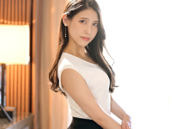 【フェラ】めちゃめちゃ美人なお姉さんがねっとりフェラ！ビンビンのチンコをしゃぶり回す淫乱美女！