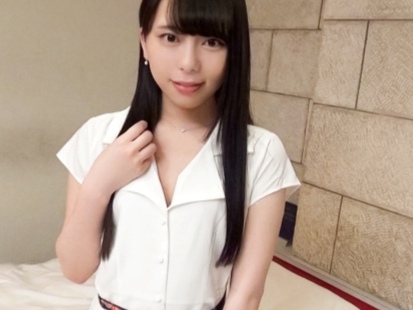 【清楚ビッチの裏の顔】 美人な彼女がバックで突かれまくり！ 乱れる姿は必見の興奮度MAX♡