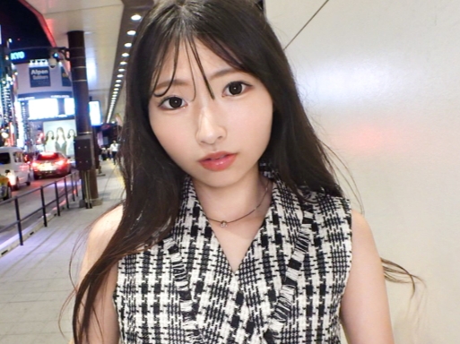 【色白美肌の美少女をバックで♡】 締まった美尻を鷲掴みにして激ピストン！ 敏感なマンコが快感に震える！