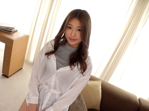 【20歳素人】167センチの長身美女っ！渡航費目的でセックスする下半身の貞操観念おかしい女子…