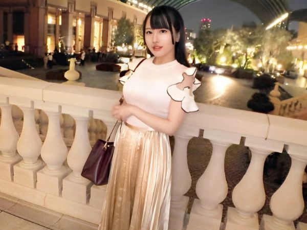 【アニメ声の美少女と潮吹き】巨乳で敏感なマンコを刺激され、大量潮吹きでイキまくる素人娘のハメ撮りセックス！