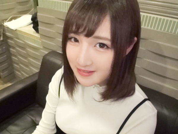 【ネットで釣れた素人娘】『初めてで…』応募してきたウブな娘とドキドキ初撮りセックス！ハメ撮りでおまんこを激しく責められ、アヘアヘ喘ぐ姿がエロすぎる！素人娘の恥じらいと本気の反応に興奮間違いなし！♡