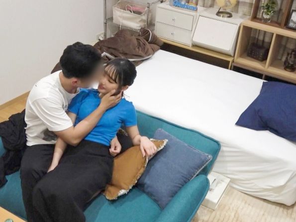 【SNSナンパ成功】清楚系女子大生がまさかのオフパコ！小さくて可愛いJDが騎乗位で大胆に腰振り！最初は恥ずかしがってたのに、感じまくりのエロモード全開！