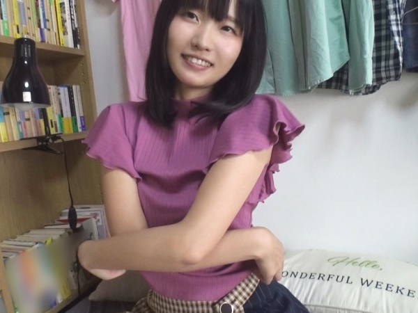 【敏感JDの恥じらいエッチ】スレンダー女子大生、オッパイとマ○コを責められ赤面！ウブな反応が超かわいい…感じすぎて顔を歪めながら喘ぎまくる！♡