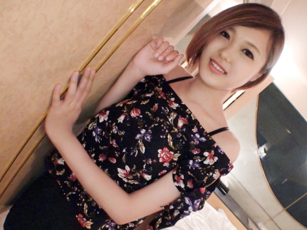 【初撮りハメ撮り】『気持ちいい…もっと…』モデル体型な美脚スレンダー美人が初撮りで大胆に！フェラチオ＆クンニで発情したマンコにチンポを挿入され、甘い喘ぎ声が漏れる！スレンダーボディを激しく責められ、快感に溺れる！♡