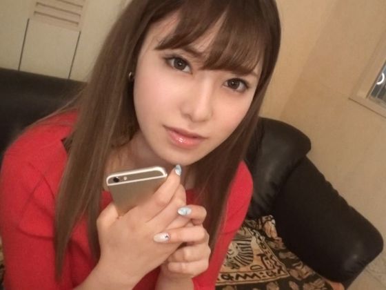 ＜素人＞色白スレンダー巨乳で桃尻の美少女♫手マンでポルチオ直撃は大洪水の敏感系♪巨根に悦び喉奥までずっぼり咥え…♡