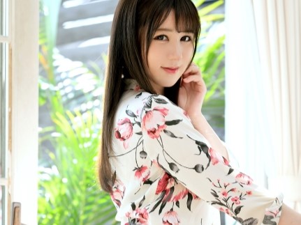 ＜素人＞程よい肉感で色白美乳のお姉さん♫エロい肢体は男日照りの持て余し系♡剛毛マンコにナマ挿入の鬼突きでマジ逝き昇天♪