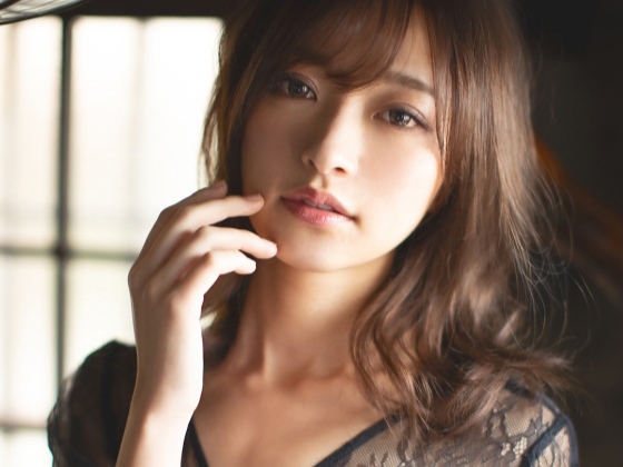 【初撮り】『初めてでドキドキ…』超絶美人なお姉さんがAVデビュー！エロティックなボディを密着させ、大胆に絡み合う姿にフル勃起必至！初々しいのに大胆なエロさに興奮MAX！♡