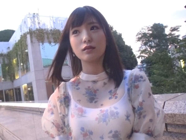 【清楚なセレブ妻】「こんなに感じるなんて…♡」欲求不満な美人若奥様がゴム無しSEXでイキまくり！欲張りな体に生ハメ！