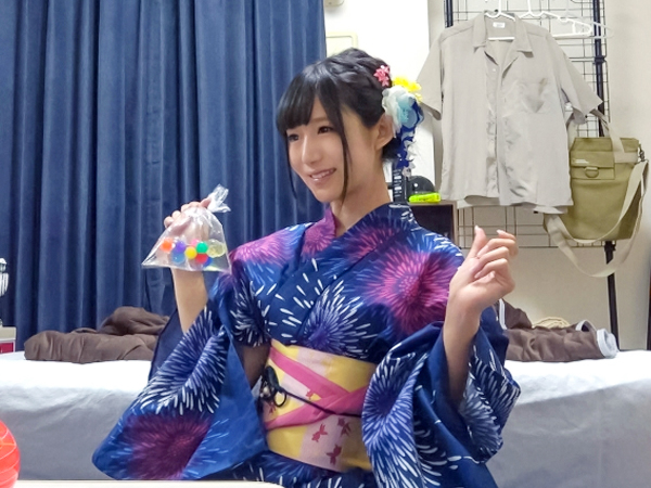 【浴衣美女を密着盗撮】口説き落とした和装美女を自宅に連れ込み、隠しカメラでSEXを激撮！発情したオマ○コにチ○ポをぶち込み、普段の清楚な顔が淫乱な雌顔に豹変！和の雰囲気とエロさのギャップがたまらない♥︎