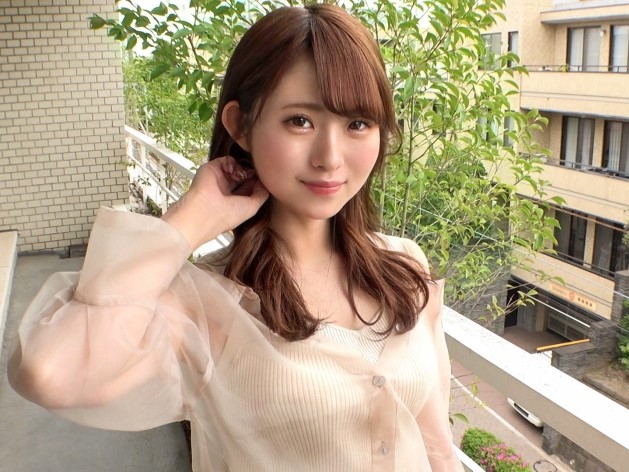 【おしゃれ美女の裏顔】イマドキなお姉さんがカメラの前で大胆に！M気質な彼女が快楽に溺れ、普段のクールな姿から一転、淫らな表情で乱れまくる！♡