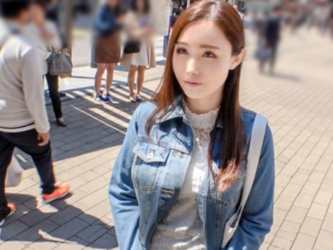 【無毛美少女の敏感おマンコ】『気持ち良すぎる…』色白パイパン娘が手マンでぐちょぐちょに！キレイなアソコを激しくかき回され大興奮！♡