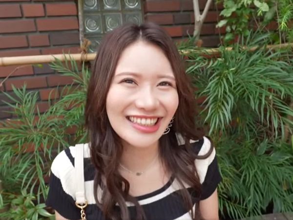 【パパ活美女の危険な遊び】『もっと…奥まで…』どエロボディのヤリマン娘がローター挿入したままパパ活！いつでも発情状態の変態美女がチンポを求めてヨガリ狂う！！パパ活の裏側で本能むき出しセックス♡