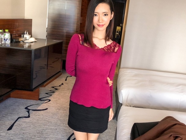 【ちっぱいお姉さんの誘惑】フリーライターのスレンダー美女がエロ過ぎる！正常位で揺れる貧乳と、騎乗位で見せるしなやかなボディラインが最高！♡可愛い顔して大胆なエロさにメロメロ！