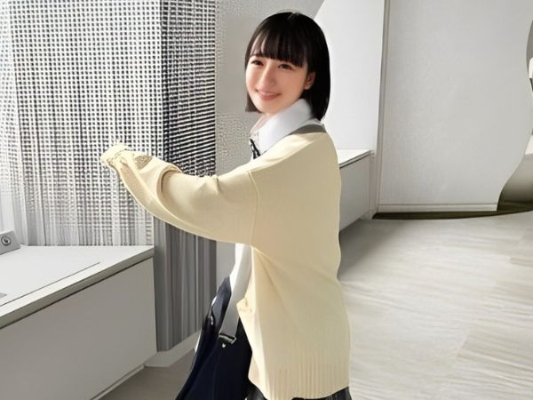 【制服美少女の秘密】『やだ、出ちゃう…』ショートカットのロリJKがエッチに目覚めちゃった！感度抜群のオマンコがデカマラを締め付け、ビチャビチャ潮吹き大洪水♡