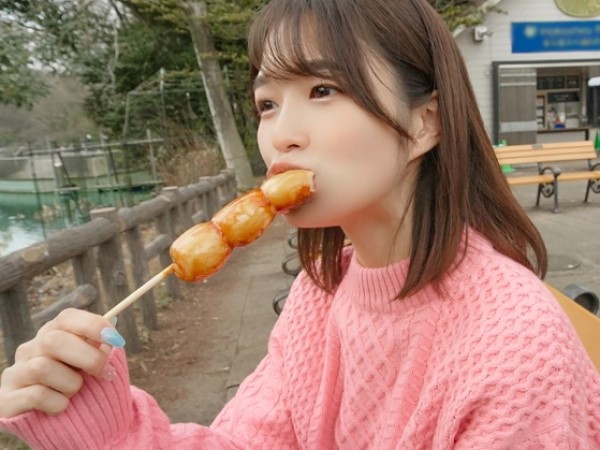 【素人】生意気なコスプレイヤーの穴を使ってイカせるセックス！フェラからJDまんこで生ハメ騎乗位♡