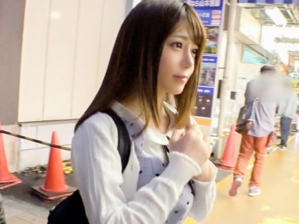 【無毛ロリ娘の初々しいセックス】『恥ずかしいよぉ…』めちゃカワ美少女がパイパンま○こを晒し、恥じらいながらも感じまくる！無毛のツルマンがエロすぎて、フル勃起間違いなし！♡