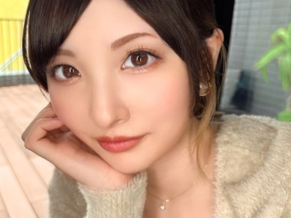 【色白美人の甘い誘惑】「もっと…♥」くびれボディの爆尻お姉さんとイチャラブ生ハメ！まったりエッチで愛を確かめ合う、ラブラブな2人の秘密の時間♡