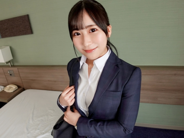 【新卒OLの秘密】『ダメ…会社でこんなの…』スーツ姿のピチピチOLが黒パンスト破られておマンコ丸出し！ぷるぷる美乳を揺らしながら、上司のチ○ポに激しく突かれまくるオフィスSEX！