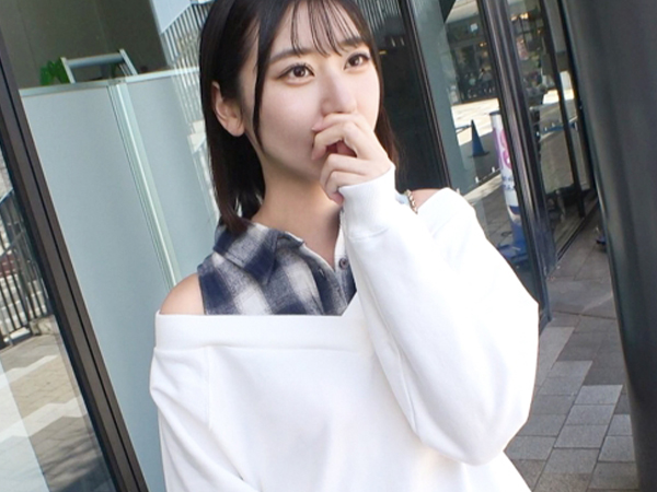 【素人×ナンパ】色白スレンダーな極上娘をガチナンパ！NTRチンポで膣奥突いて彼氏を忘れさせちゃう！