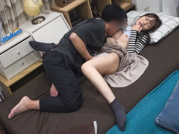 【居酒屋ナンパ盗撮】『ダメ…でも気持ちいい…』スレンダー美女がお持ち帰りされ、隠し撮りされながらクンニ＆電マ責めでイカされまくり！