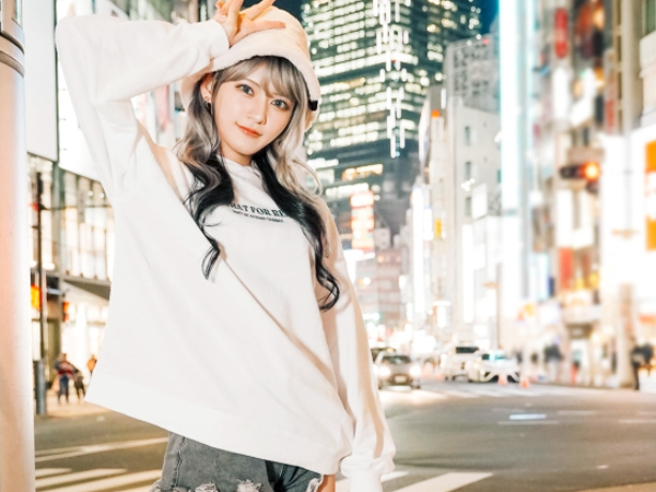 【ギャル美少女のパイパン騎乗位】『奥まで突いて…』激カワうみちゃんがキツマンでチンポを締めつけ、生ハメSEXで感じまくるエロかわプレイ♥